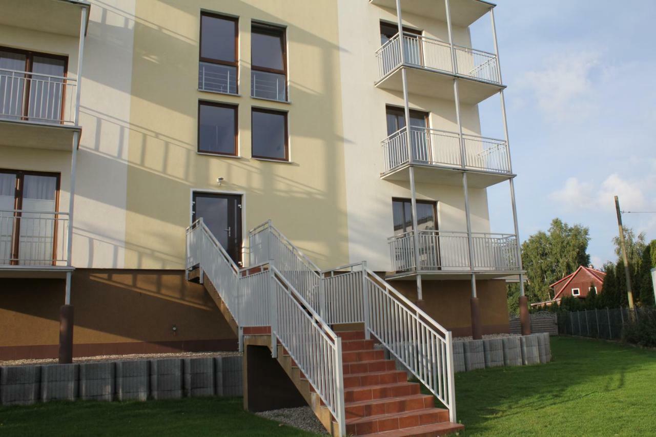Apartament Kapitanski Bursztynowe Komnaty Darlowko Exterior foto